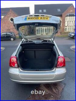Toyota Avensis 2.2 D4D TR 2008 6 Speed Manual 1 Owner